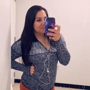 Meet your Posher, Janissa